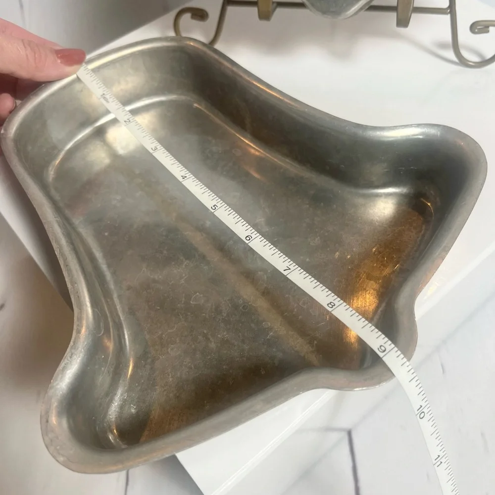 Vintage Aluminum Bell Cake Pans Set of 2 - Wedding, Christmas & Bridal Shower